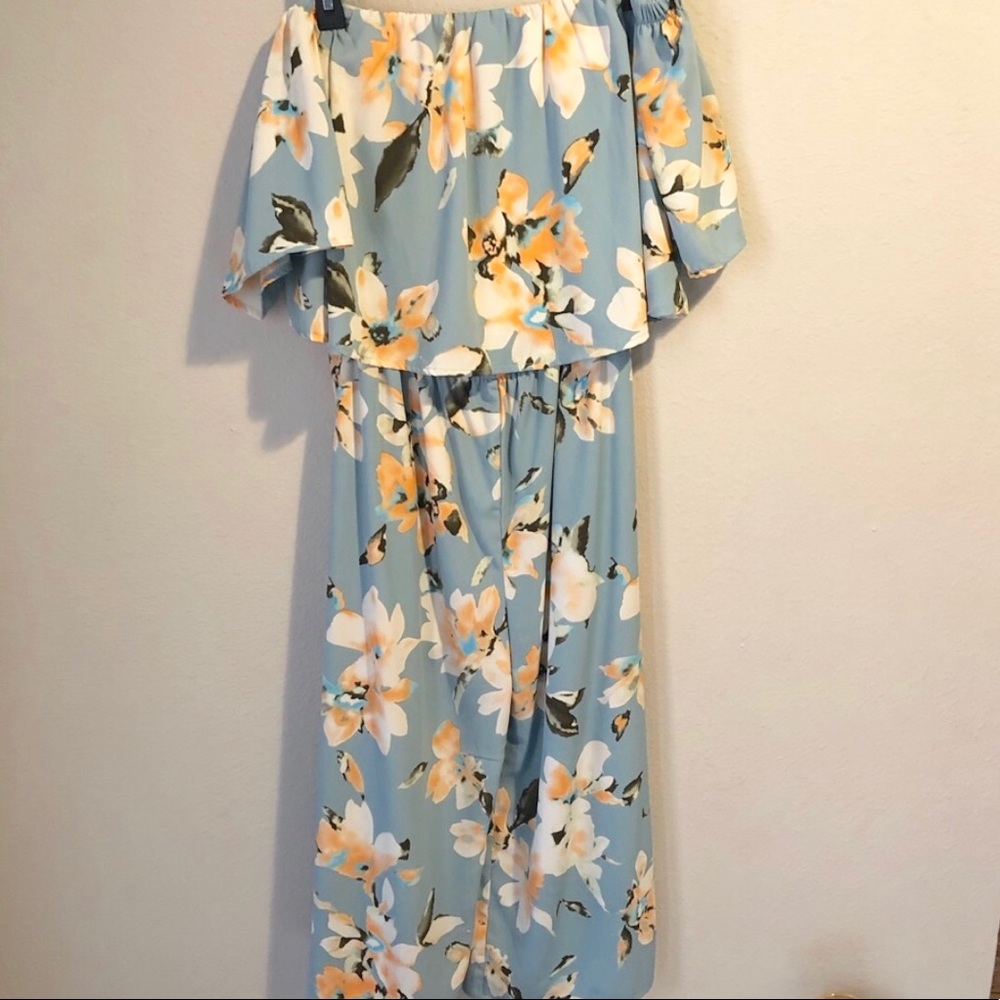 Light blue boutique strapless romper!